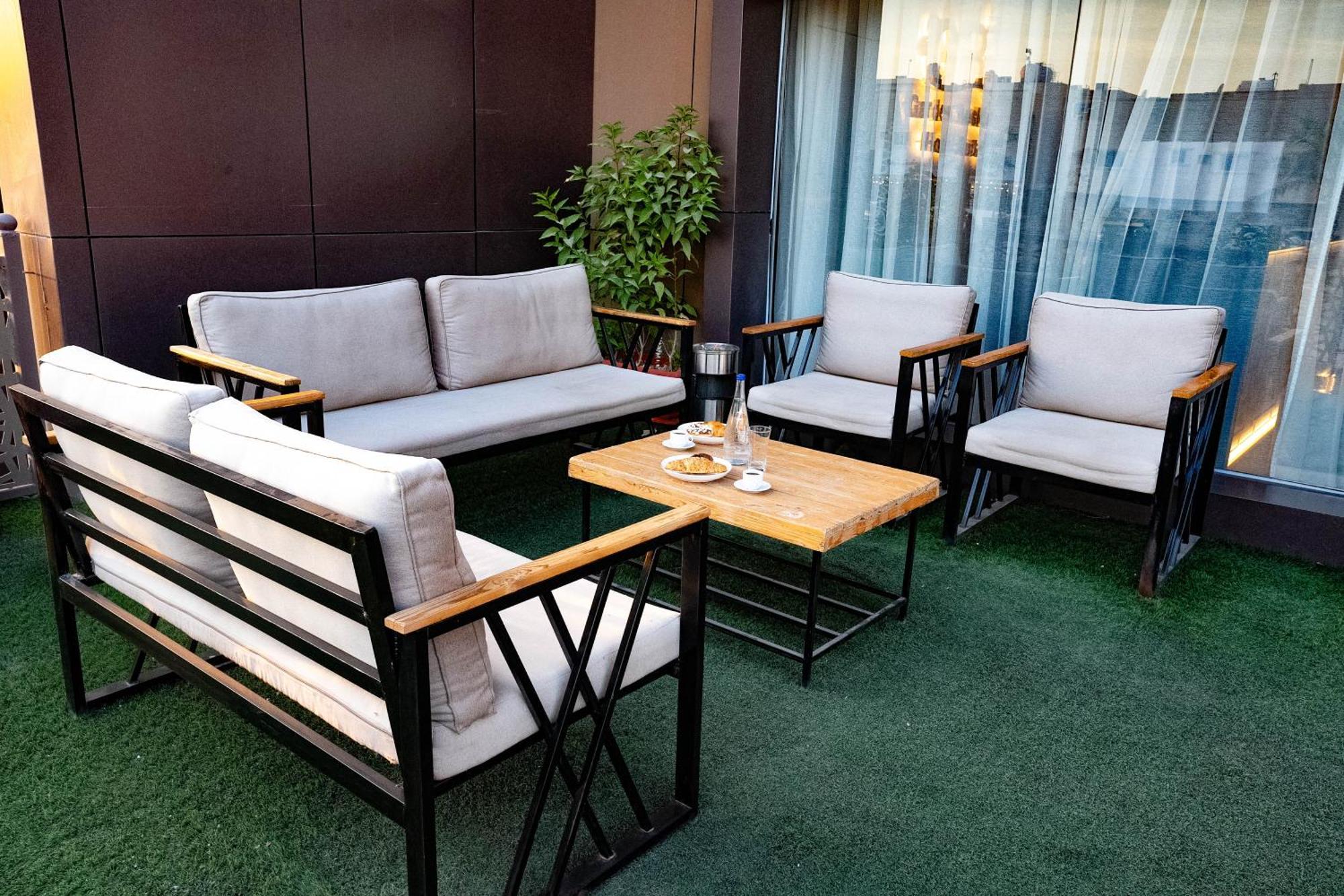 Garden Residence Hotel Riad Exterior foto