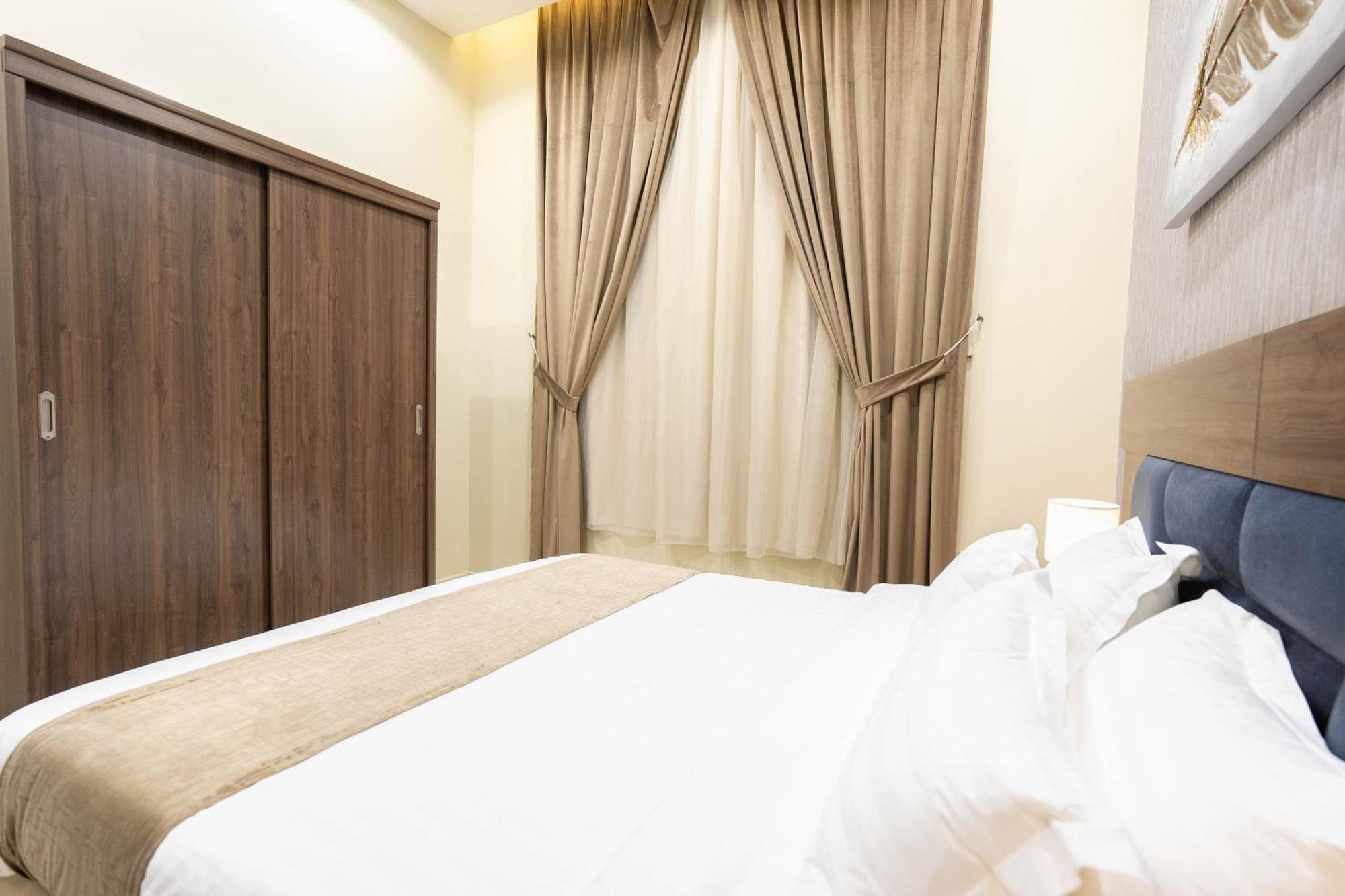 Garden Residence Hotel Riad Exterior foto